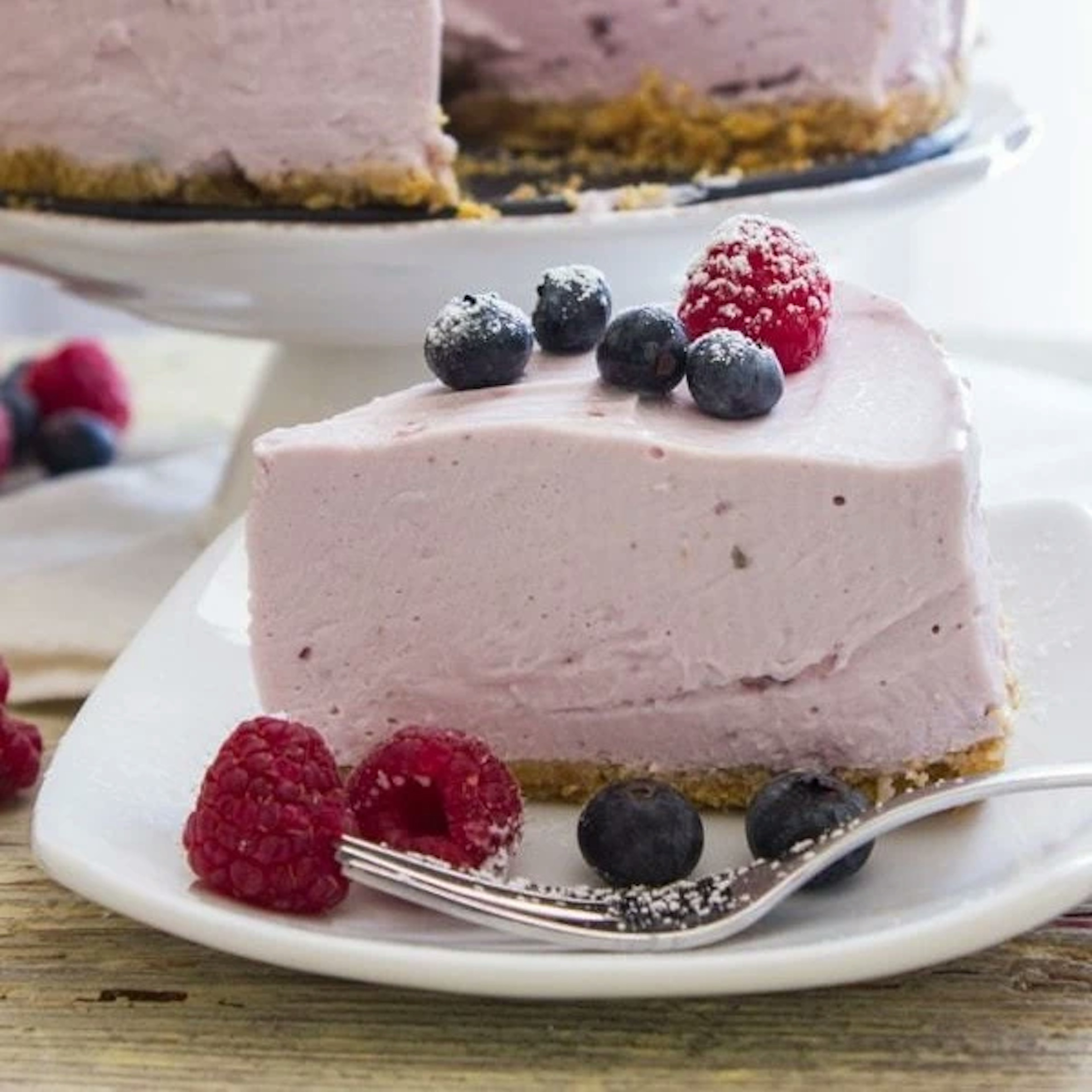 Berry Greek Yogurt Pie