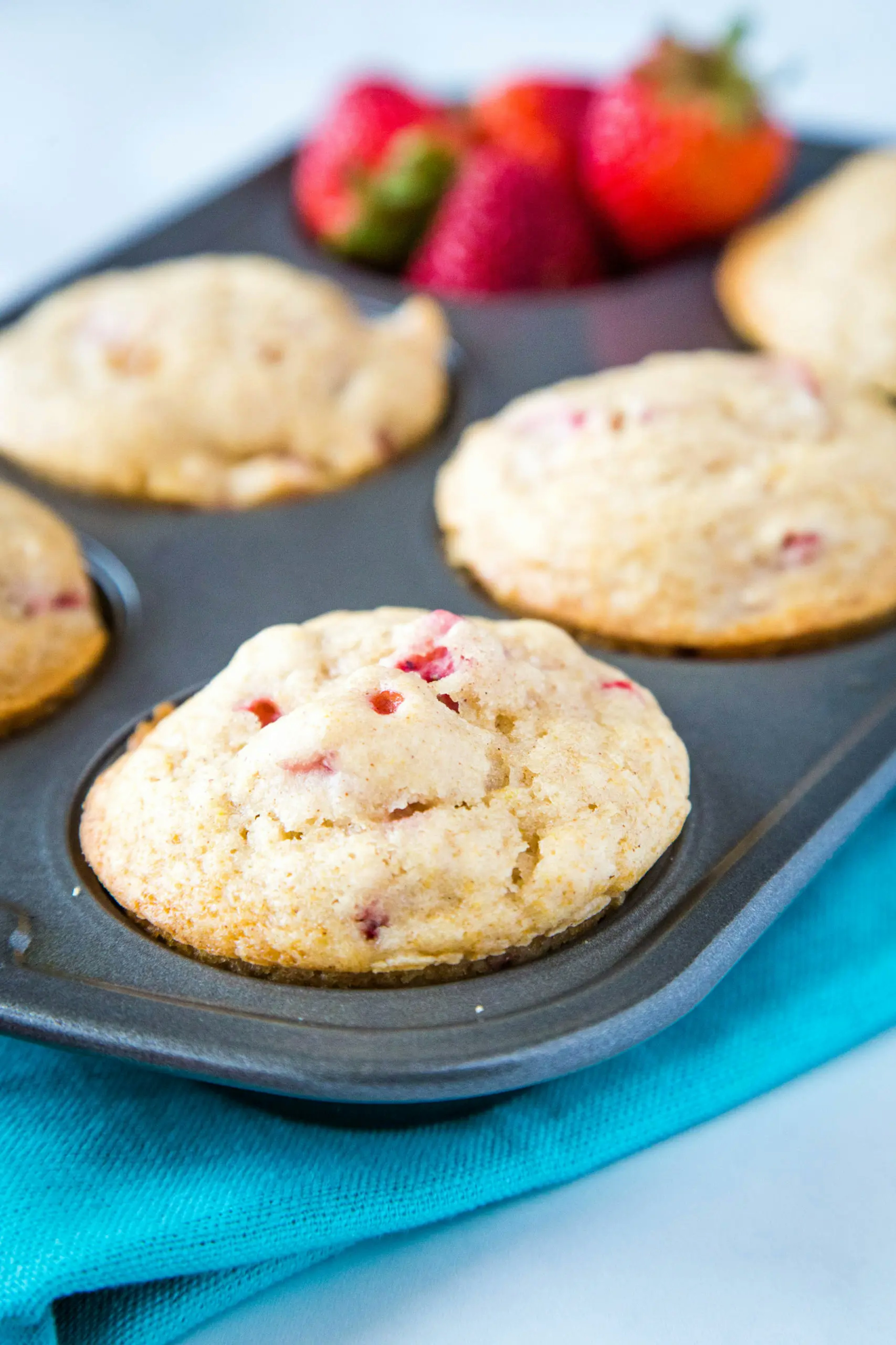 strawberry muffins